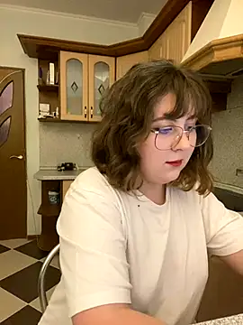 Snapshot of cinnabon_ chatting on December 1, 2024, 8:31 pm cinnabon online show from December 1, 2024, 8:31 pm