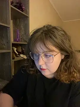 Snapshot of cinnabon_ chatting on December 24, 2024, 4:19 pm cinnabon online show from December 24, 2024, 4:19 pm