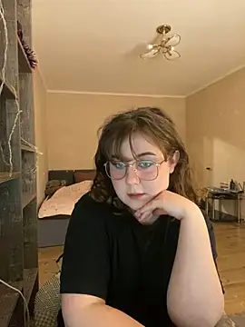 Snapshot of cinnabon_ chatting on January 11, 2025, 11:34 am cinnabon online show from January 11, 2025, 11:34 am