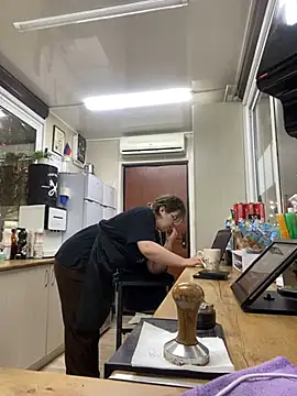 Snapshot of cinnabon_ chatting on January 25, 2025, 3:09 pm cinnabon online show from January 25, 2025, 3:09 pm