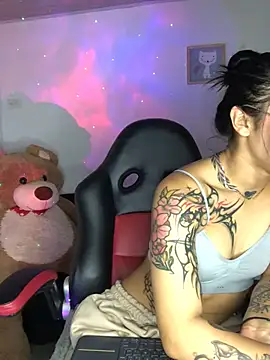 emily 22x online show from January 7, 2025, 11:35 pm