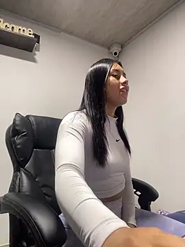 emily 22x online show from January 24, 2025, 11:56 pm