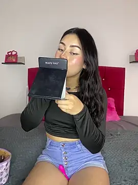 emily 22x online show from February 11, 2025, 8:42 pm