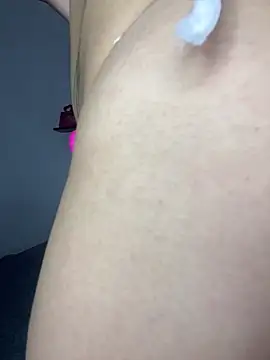 emily 22x online show from February 13, 2025, 1:59 pm