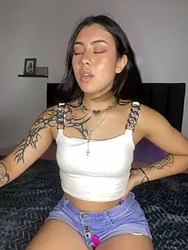 emily 22x online show from February 15, 2025, 2:15 am