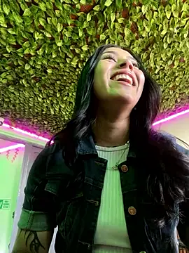 emily 22x online show from September 13, 2025, 9:58 pm