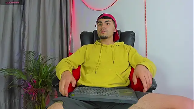 kalivan voinesscu online show from September 19, 2025, 8:38 am