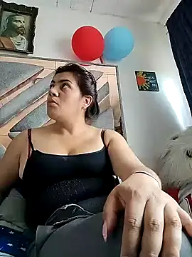 naughty-sharlot online show from December 6, 2024, 6:17 pm