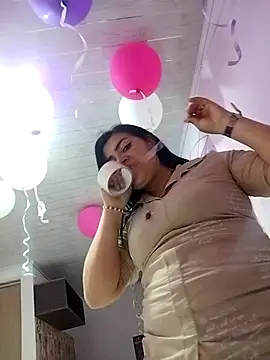 naughty-sharlot online show from January 28, 2025, 10:12 pm