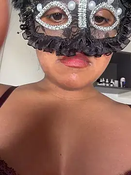 Snapshot of Bella_Luna18 chatting on March 2, 2026, 8:26 pm Bella Luna18 online show from March 2, 2026, 8:26 pm