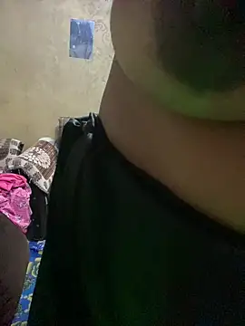 Tameesh sexy mistress online show from April 3, 2026, 5:16 am