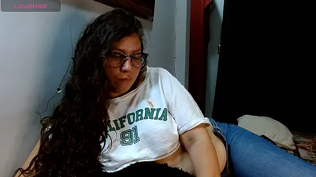 naihroby online show from September 21, 2025, 5:09 am