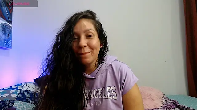 naihroby online show from November 6, 2025, 11:48 pm