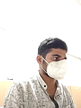 Ishan003 online show from December 13, 2024, 1:33 pm