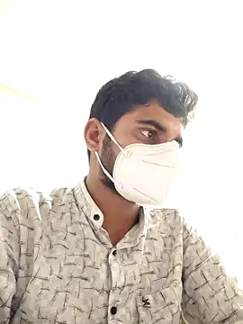 Ishan003 online show from January 22, 2025, 1:42 pm