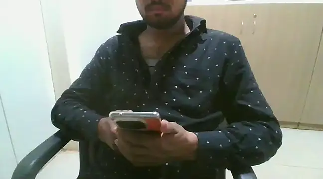 Ishan003 online show from February 4, 2025, 3:15 pm