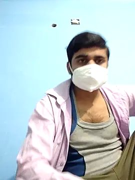 Ishan003 online show from September 15, 2025, 2:17 pm