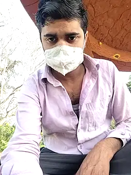 Ishan003 online show from February 27, 2026, 3:06 am