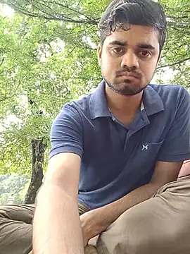 Snapshot of Ishan003 chatting on July 2, 2026, 3:17 am Ishan003 online show from July 2, 2026, 3:17 am