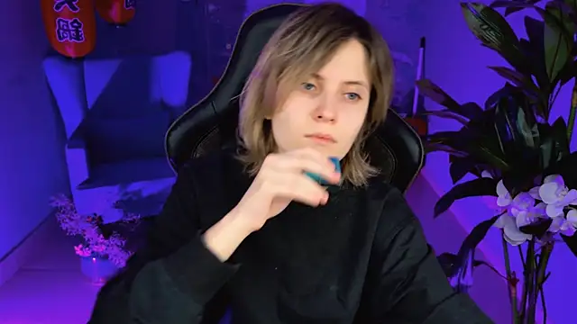 LolaAsmus online show from February 4, 2025, 5:10 am