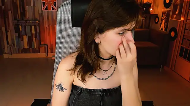 LolaAsmus online show from January 9, 2026, 5:10 am