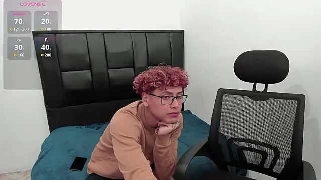 Snapshot of Javierdisousa chatting on February 23, 2026, 8:39 pm Javierdisousa online show from February 23, 2026, 8:39 pm