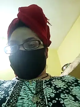 heenage online show from March 6, 2025, 7:57 am