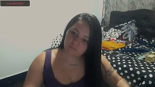 shopyymessyy online show from February 17, 2025, 8:36 pm