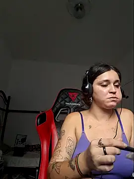 luuhcat09 online show from October 31, 2025, 6:20 pm