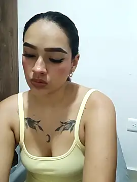 EMILYY FOXY online show from September 25, 2025, 11:52 pm