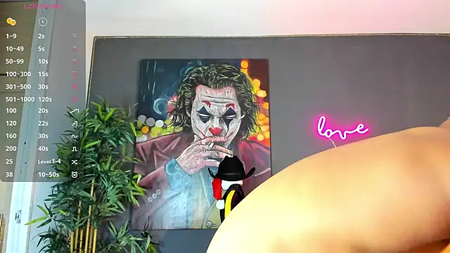 jordan mayers02 online show from December 28, 2024, 9:09 am