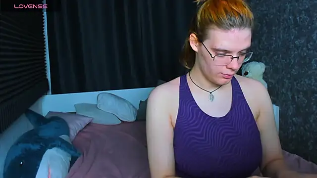 KIKI Krash online show from December 27, 2024, 10:12 am