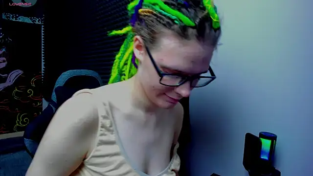 KIKI Krash online show from September 13, 2025, 10:04 am