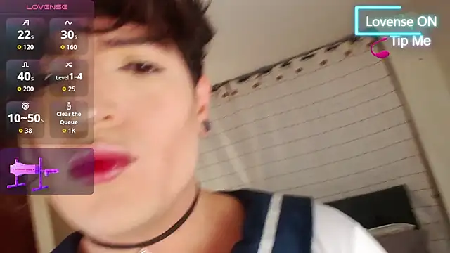 Hornymoan online show from March 12, 2026, 10:49 pm