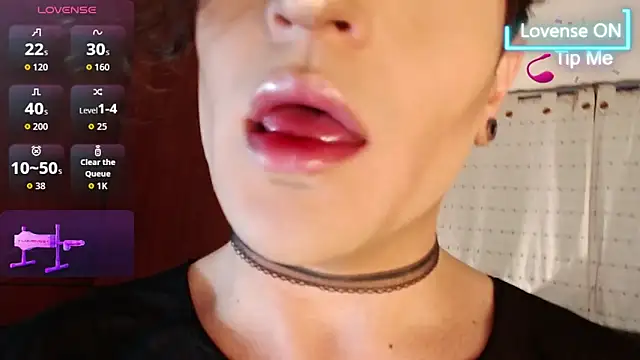 Hornymoan online show from March 16, 2026, 10:47 pm