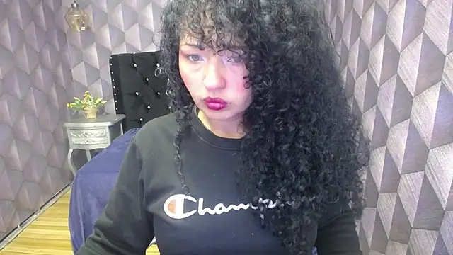 Sofiacowperx online show from January 25, 2025, 12:47 pm