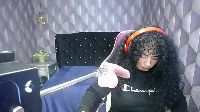 Sofiacowperx online show from January 27, 2025, 5:15 pm