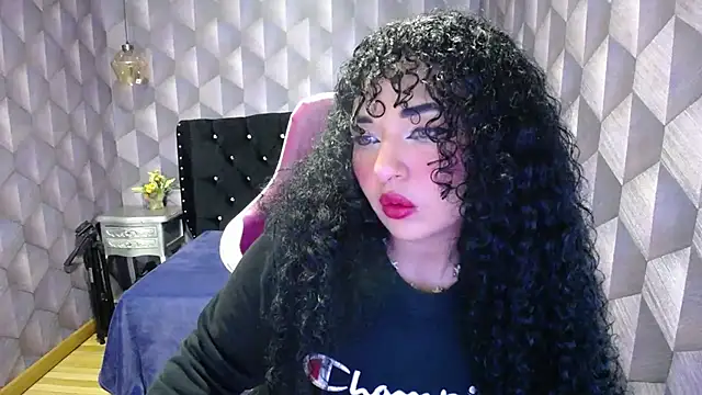 Sofiacowperx online show from February 11, 2025, 12:48 pm