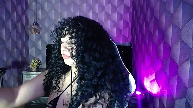 Sofiacowperx online show from February 24, 2025, 4:58 pm