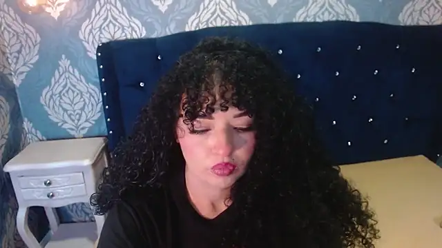 Sofiacowperx online show from February 28, 2026, 3:02 pm