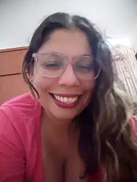 Carliina Soussa online show from April 21, 2026, 12:01 am