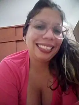 Carliina Soussa online show from April 21, 2026, 1:53 am