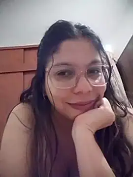 Carliina Soussa online show from May 16, 2026, 12:07 am