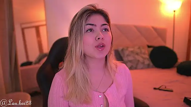 Lau Bee online show from September 18, 2025, 6:21 pm