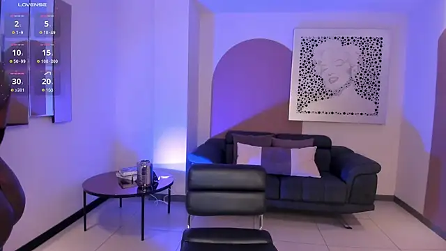 SavannahStorm online show from February 5, 2025, 3:42 pm