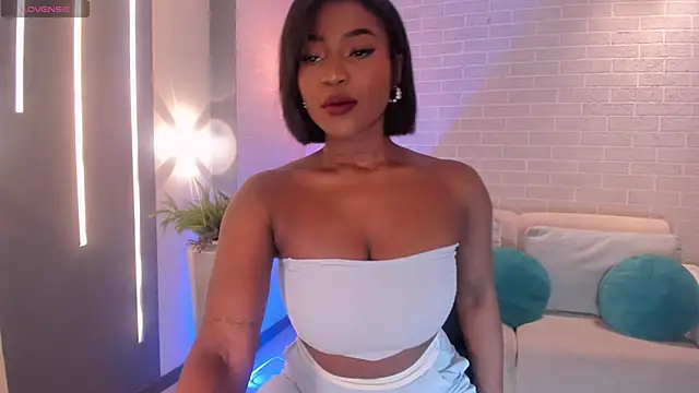 SavannahStorm online show from February 16, 2025, 1:16 pm