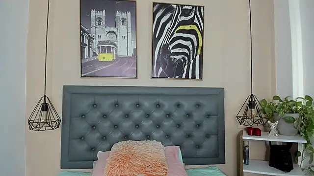 Snapshot of alicee_cooper chatting on November 23, 2025, 3:56 pm alicee cooper online show from November 23, 2025, 3:56 pm