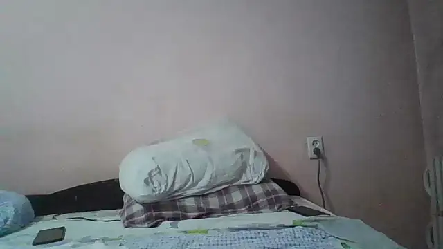 MikaKors online show from February 11, 2025, 2:02 pm