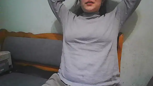 MikaKors online show from February 18, 2025, 2:38 pm