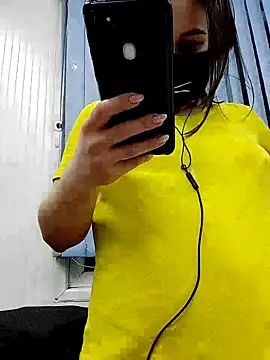 MikaKors online show from March 11, 2025, 3:23 pm